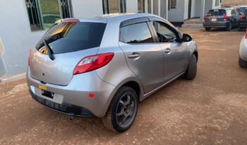 
										MAZDA DEMIO full									