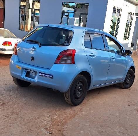 
								TOYOTA VITZ full									