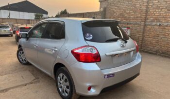 
										TOYOTA AURIS full									