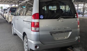 
										TOYOTA NOAH full									