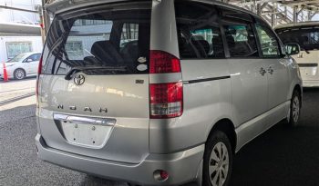 
										TOYOTA NOAH full									